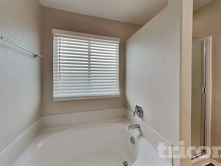 9311 Hanover Sky — Photo 10