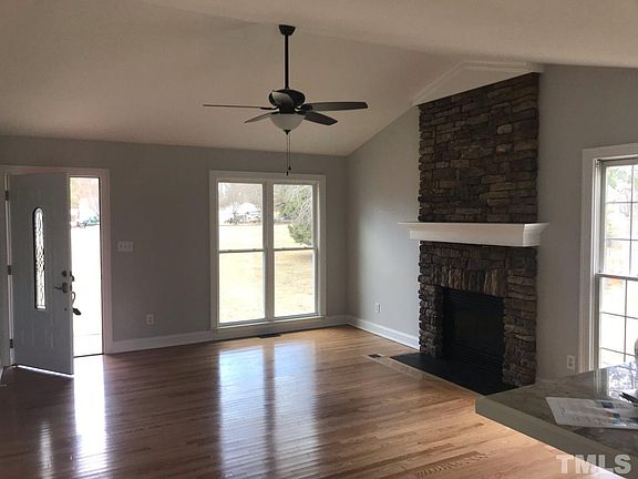 2nd image of 58 Richmond Dr