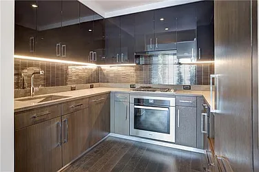 Rented by (Legacy) Elegran