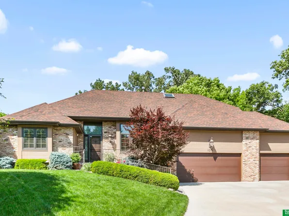 1015 N 127th Cir, Omaha, NE 68154