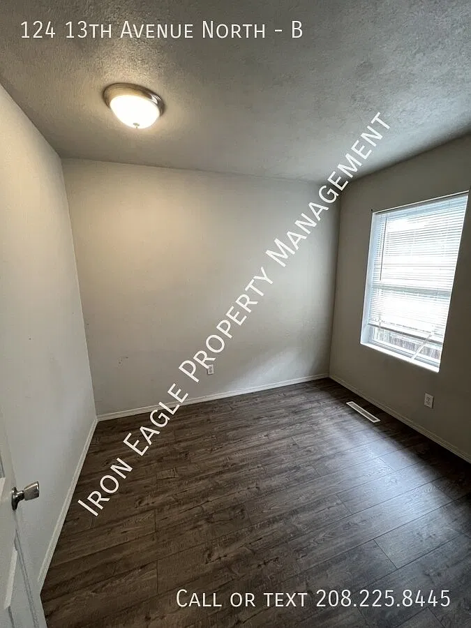 2 bed, 1.0 bath, 670 sqft, $1,245 — Photo 3