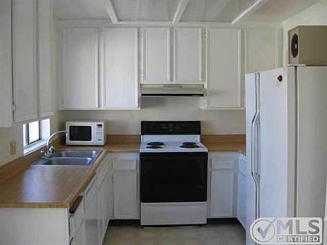 2nd image of 118 Candice Pl