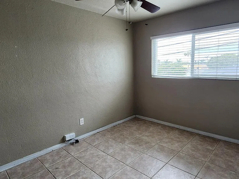 3714 Monroe Ave — Photo 9