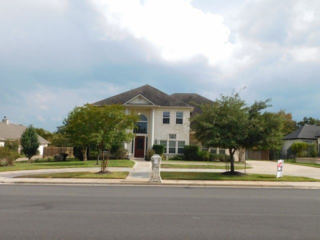 1st image of 1108 Royal Adelade Dr