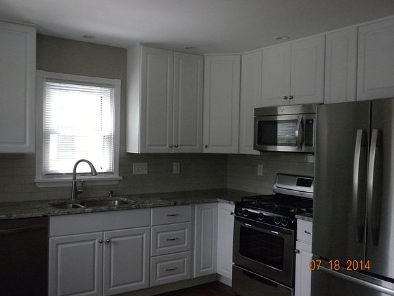 3rd image of 25623 Eaton Way