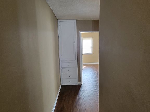 5th image of 6022 8th Ave #6022