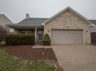 5021 Oakbrook Dr, Louisville, KY 40245