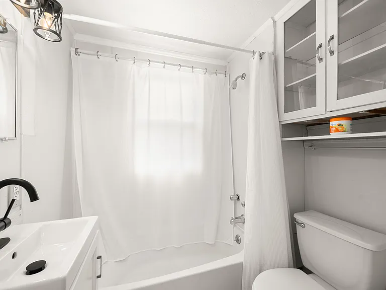 807 S Main Ave #6 — Photo 15