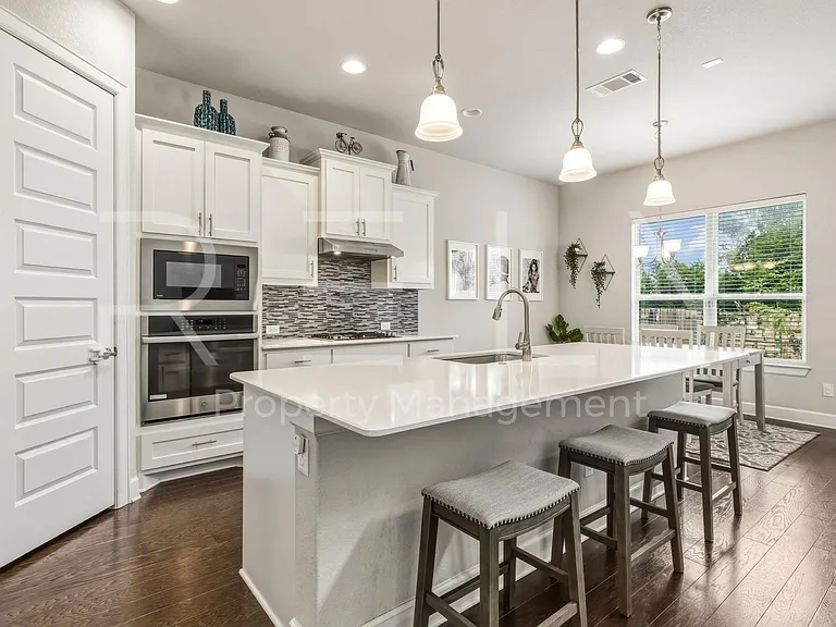 240 Cross Timbers Dr — Photo 16