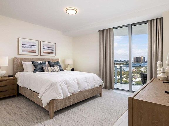 4th image of 3100 N Ocean Dr #1201P