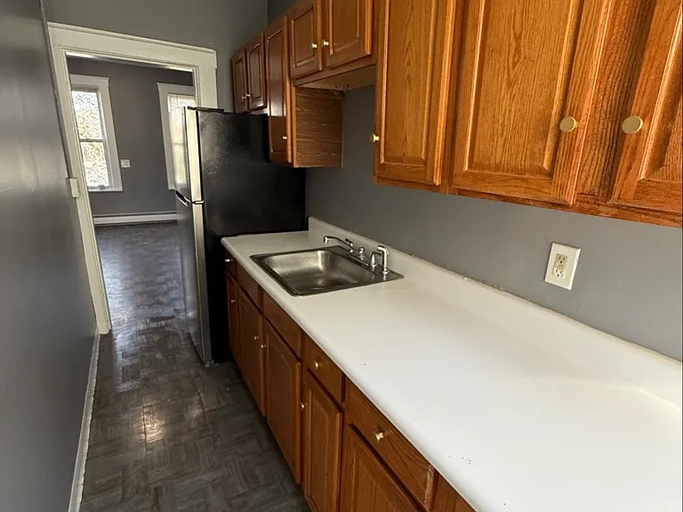 27 Carleton Ave #2 — Photo 14