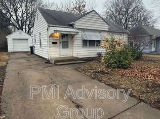 1924 SW Stone Ave, Topeka, KS 66604