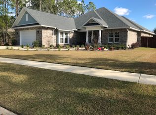 282 Concert Ct, Freeport, FL 32439