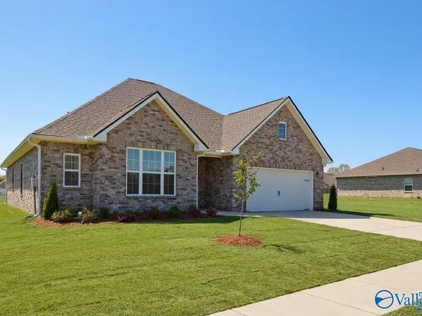 216 White Horse Way, Toney, AL 35773