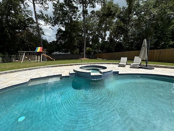 3rd image of 9085 Shoal Creek Dr