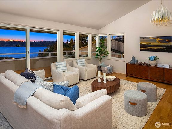 3rd image of 7580 SE 71st Street