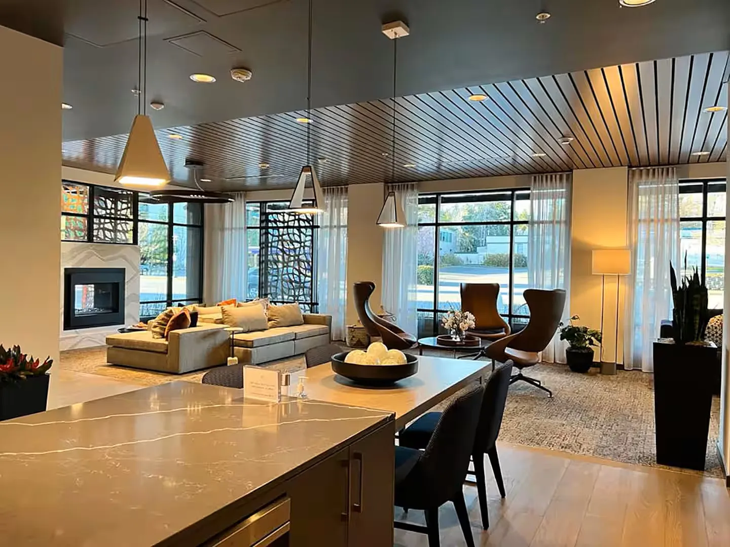 1 bed, 507 sqft, $2,440 — Photo 3