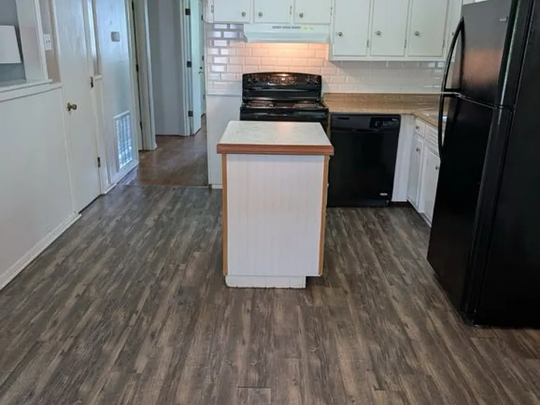 66 Hill View Dr — Photo 8