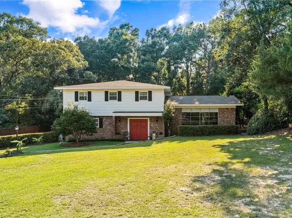 2754 Woodland Rd, Mobile, AL 36693