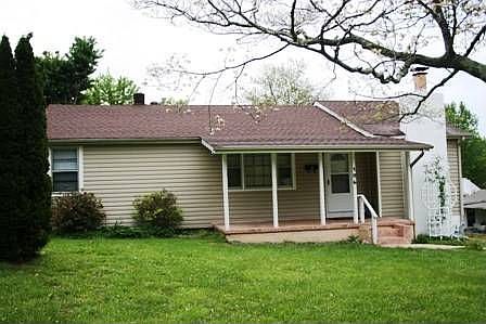 1st image of 106 Spruce St