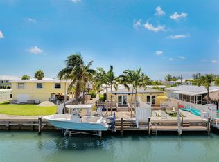 271 3rd St, Key Colony Beach, FL 33051