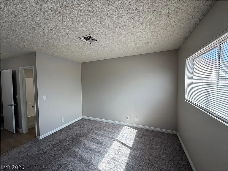 5188 Garden Ln #B — Photo 31