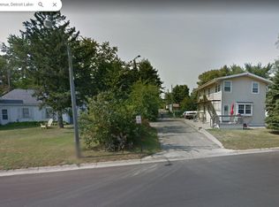 1304 Roosevelt Ave #4, Detroit Lakes, MN 56501