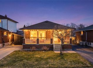 31 Terrace Dr, Hamilton, ON L9A2Y5