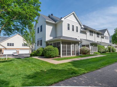 2133 Village Trl, Mound, MN, 55364