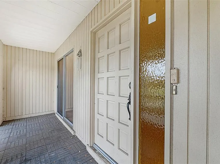515 Rousseau Dr — Photo 3