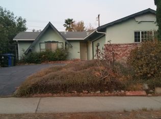 13666 Simshaw Ave, Sylmar, CA 91342