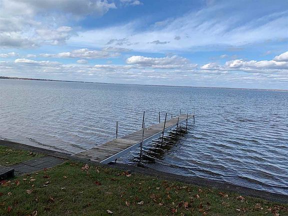 2nd image of 3942 W Houghton Lake Dr