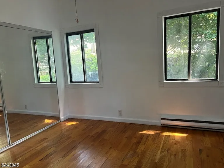 19 Windemere Ave #10 — Photo 12