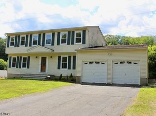 6 Jean Dr, Towaco, NJ 07082