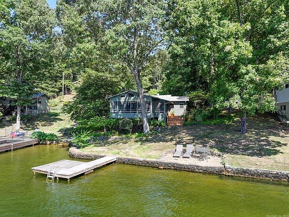 2nd image of 105 Beach Haven Cir