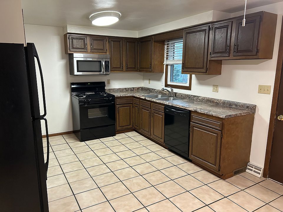 1st image of 3024 W 38th St #3024