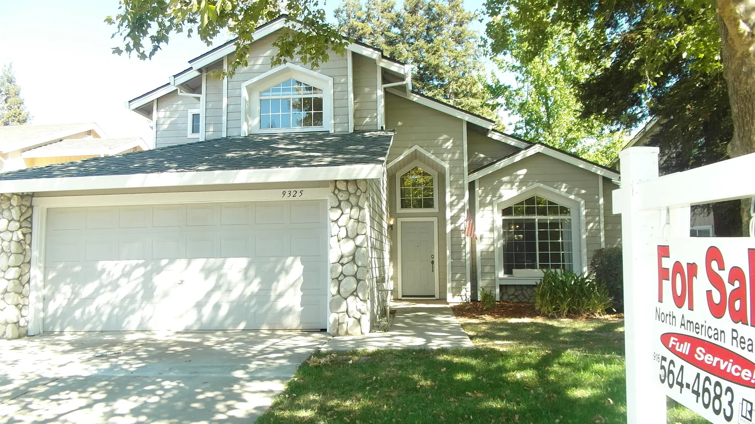 9325 Grassy Knoll Way photo 1