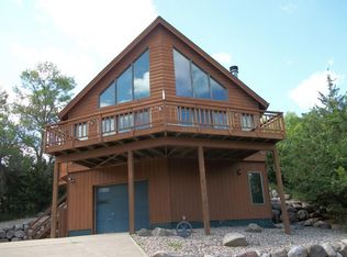 101 Crestview Dr, Yankton, SD 57078