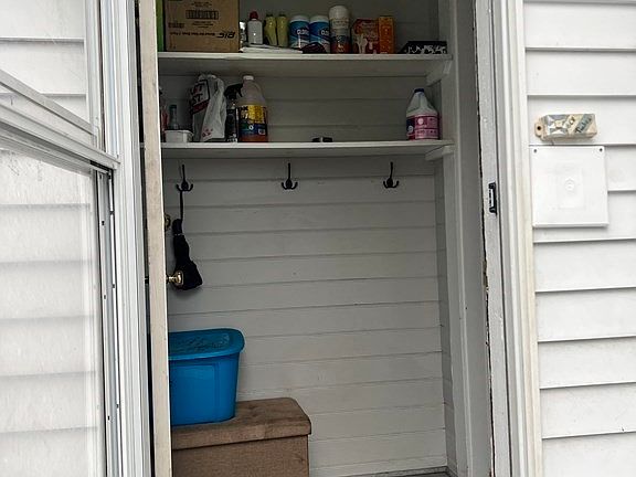 4th image of 71 Oakland Ave #71