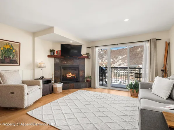 400 Wood Rd Unit D-1206, Snowmass Village, CO 81615