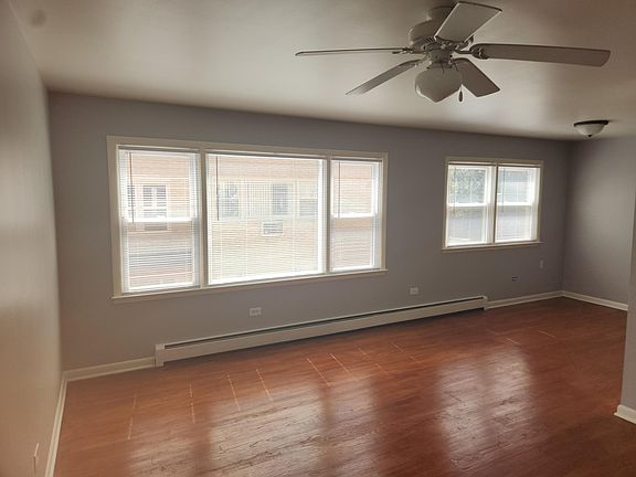 5th image of 142 Elgin Ave