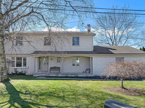 41525 Windmill St, Harrison Township, MI 48045