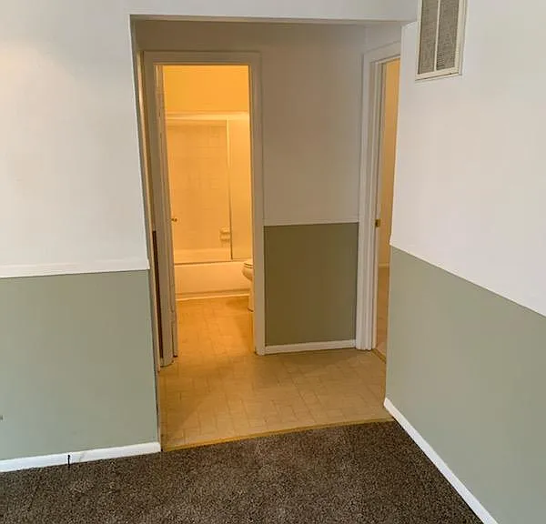 4063 Bruene Ave — Photo 24