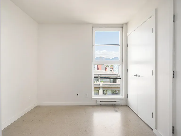 150 Cordova St E #902 — Photo 9