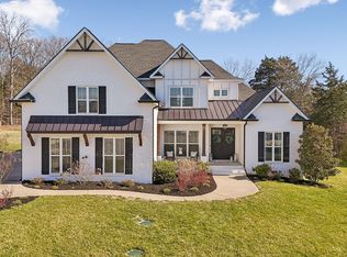 617 Twin View Dr, Murfreesboro, TN 37128