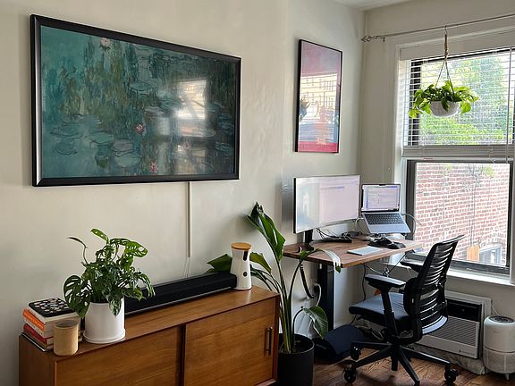 3rd image of 51 Jane St APT 19
