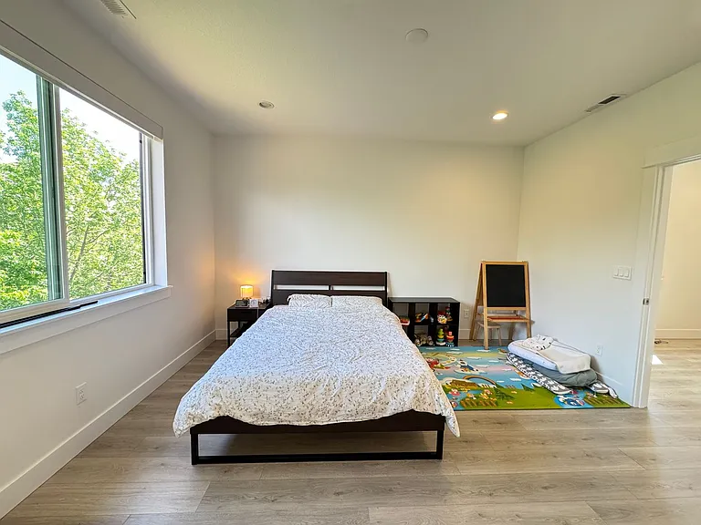 15653 NW Raywood Ln — Photo 29