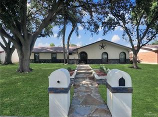 1422 Redbud Ave, McAllen, TX 78504