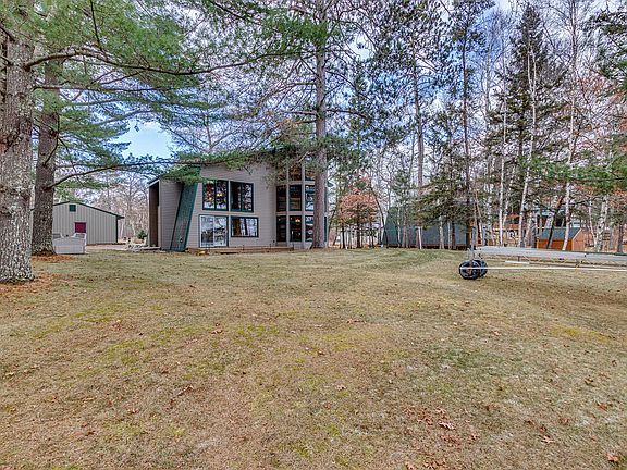4th image of 41158 Poplar Dr