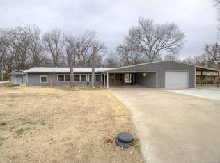 31909 E 695th Way, Wagoner, OK 74467